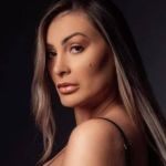 Andressa Urach anuncia que vai voltar a trabalhar em boate 'adulta'