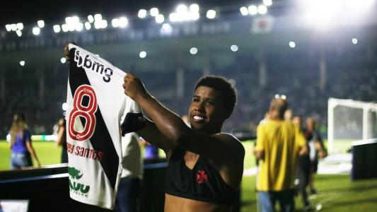 Andrey Santos deixa o Vasco no fim de junho