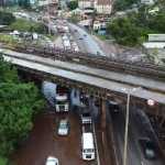 Após forte chuva, alagamento causa transtornos no Anel Rodoviário de BH