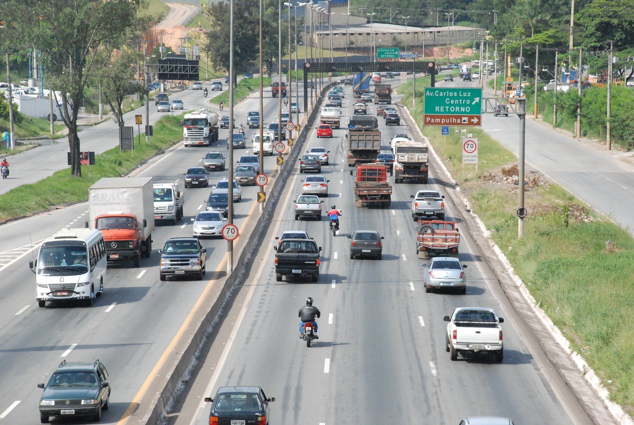 Relatório da CNI destaca prioridades de investimento em infraestrutura para 2026