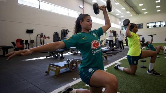 Angelina volta à Seleção após um ano