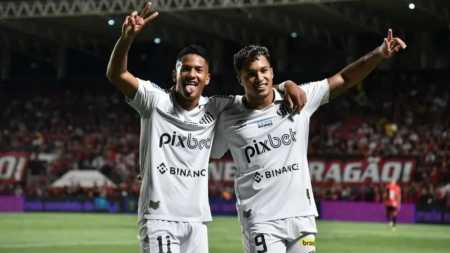 Ângelo e Marcos Leonardo estão entre os 10 jogadores mais bem avaliados