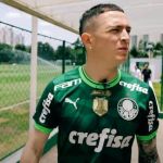 Aníbal Moreno conhece Academia de Futebol do Palmeiras; veja o vídeo