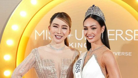 Anne Jakrajutatip e a Miss Universo 2022, R'Bonney Gabriel