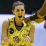 Em duelo eletrizante, Praia Clube vence Flamengo e força 3º jogo em Uberlândia