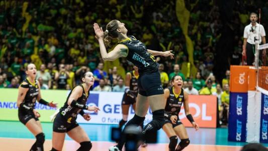 Anne foi principal pontuadora do Praia na final contra o Minas