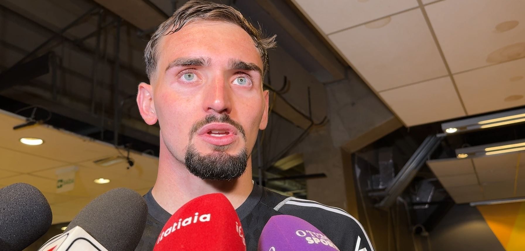 Herói do jogo, goleiro do Inter avalia desempenho após empate contra o Cruzeiro
