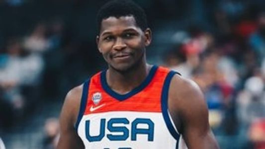 Anthony Edwards defende a seleção norte-americana