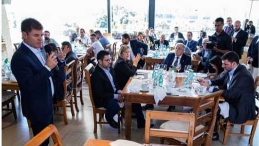 Antônio de Salvo presidente da Faemg/Senar, deputado Pedro Lupion presidente da FPA, e Ana Paula Junqueira, líder dos pecuaristas