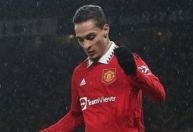 Mesmo de volta à Inglaterra, Antony continuará afastado do United, diz jornal