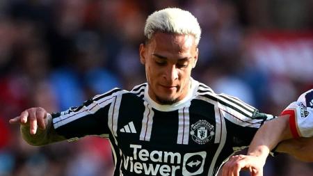 Antony em ação pelo Manchester United, da Inglaterra