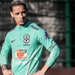 Antony nega acusações de agressões após divulgação de prints e fotos
