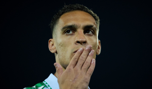Antony em ação pelo Betis na temporada 2025/2026