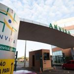Anvisa suspende uso de diurético com suspeita de presença de caco de vidro