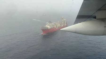 Ao mneos quatro navios americanos e outros canadenses atuam nas buscas
