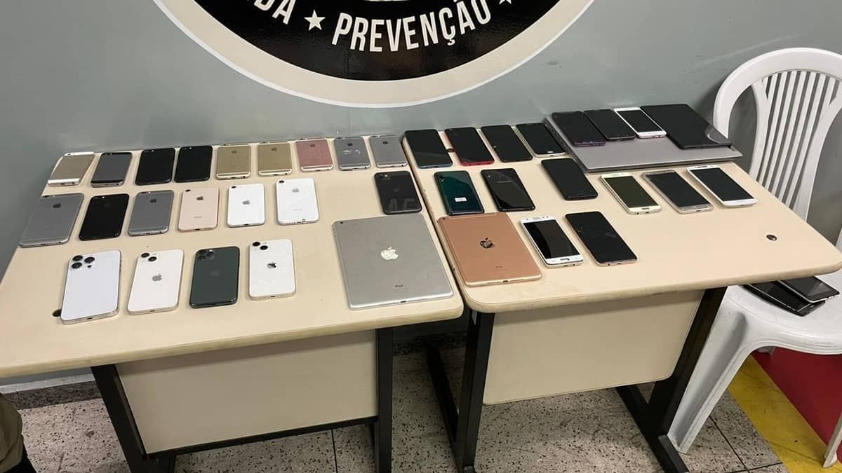 Jovem é preso suspeito de revender dispositivos roubados em BH