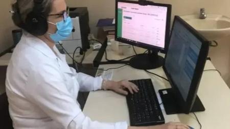 Ao todo, foram ofertados 487 atendimentos, e 225 usuários passaram efetivamente pelas teleconsultas