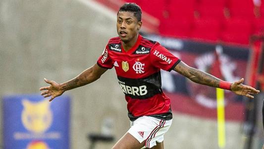 Aos 32 anos, Bruno Henrique está muito valorizado no mercado nacional