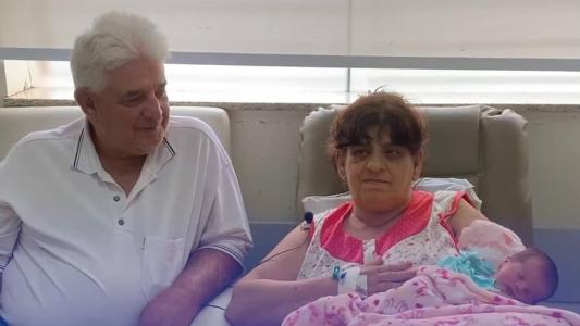 Aos 60 anos Dona Vilma deu a luz a sua segunda filha na Santa Casa de Assis, interior de SP.