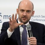 Macron recebe líderes europeus em Paris para discutir guerra na Ucrânia, que já dura quase três anos