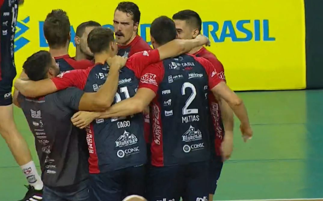 Vôlei: Minas joga mal e é derrotado pelo Blumenau pela Superliga Masculina