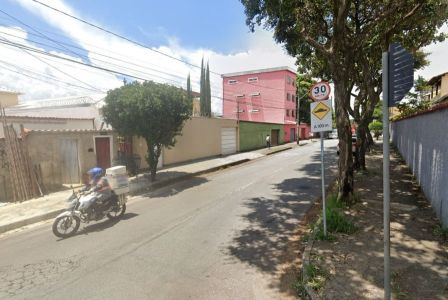 Apartamento pega fogo e vizinhos combatem chamas na região Norte de BH