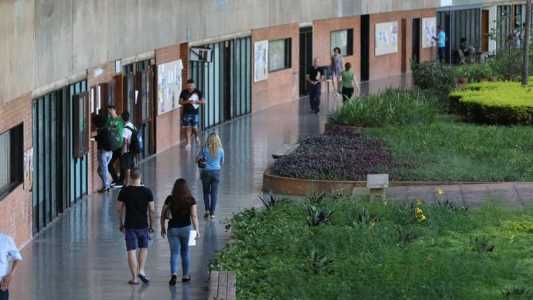 Apenas 6% dos professores acusados de assédio foram demitidos