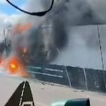 Vídeo: caminhão pega fogo e interdita parcialmente a rodovia Fernão Dias, em Betim