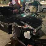 Motorista bêbado bate em dois carros, tenta fugir e atinge árvore em Belo Horizonte