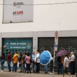 Taxa de desemprego sobe a 8,8% no trimestre, e Brasil tem 9,4 milhões sem trabalho