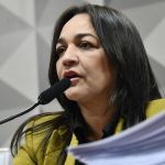 Após ameaças das redes sociais, relatora da CPMI do 8/1 passa a ter escolta policial