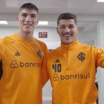 Rochet e Rômulo selam amizade no Inter após briga na Libertadores 