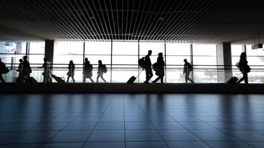 Após demissão em massa, empresa pode suspender emissão de passagens