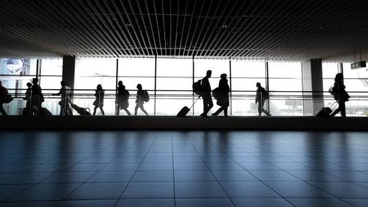 Após demissão em massa, empresa pode suspender emissão de passagens