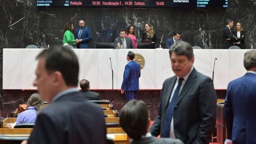 Após derrotas do governo Zema na ALMG, deputados cobram maior união na base