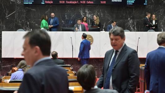 Após derrotas do governo Zema na ALMG, deputados cobram maior união na base