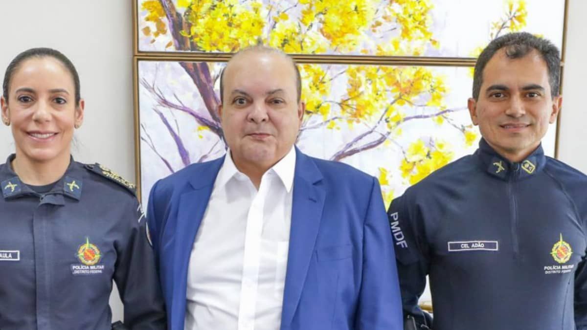 Após prisão da cúpula, Ibaneis empossa novo comando da PM do DF