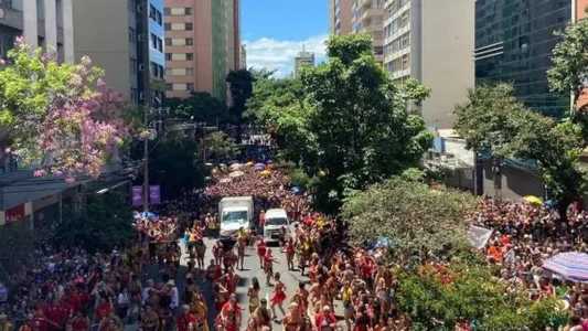 Após sucesso do Carnaval 2023, Governo pretende instituir política de incentivo à economia no período