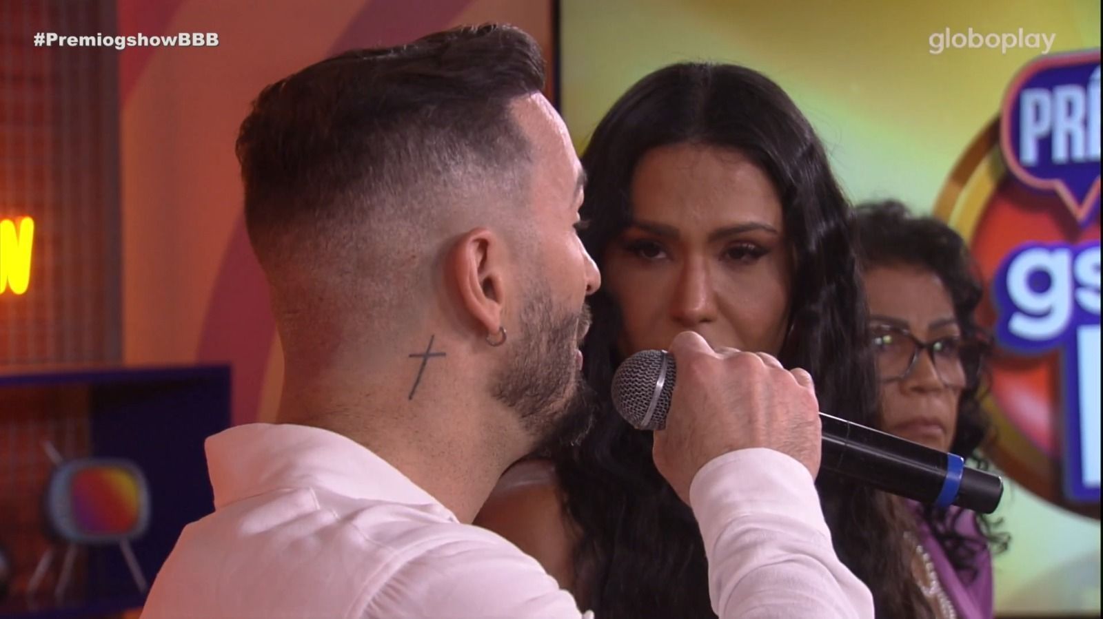 Após unfollow, Gracyanne pede perdão a Diego e assume comentário ofensivo no BBB 25