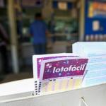 Duas apostas da Lotofácil dividem prêmio de R$ 1.5 milhão; veja números sorteados