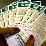 Mega-Sena  2.570: concurso pode pagar R$ 32 milhões neste sábado (4)