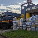 Carreta com mais de uma tonelada de maconha é apreendida e caminhoneiro acaba preso em Betim