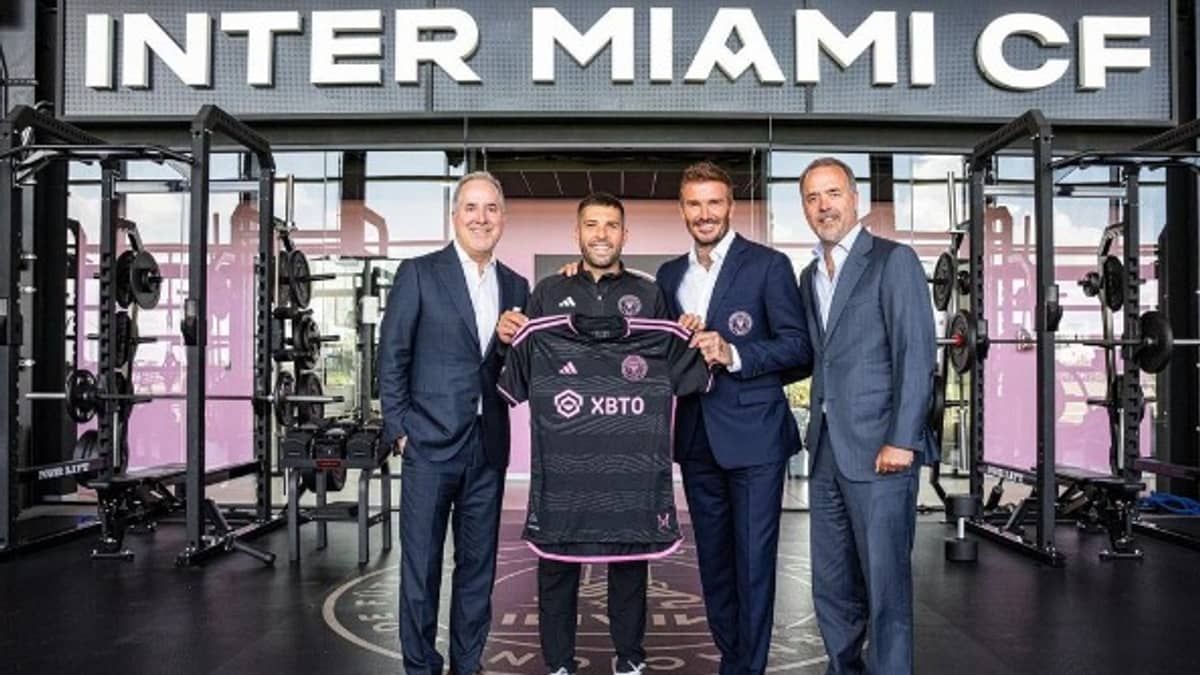Jordi Alba é oficializado no Inter Miami: 'Messi quer ganhar tudo e estamos aqui para ajudá-lo' 