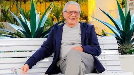 Apresentador foi internado nesta terça-feira após cair em sua casa de campo