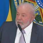 Aprovação da reforma tributária é momento histórico, diz Lula