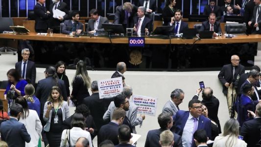 Aprovação da reforma tributária é considerada histórica no parlamento