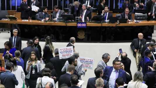 Aprovação da reforma tributária é considerada histórica no parlamento