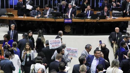 Aprovação da reforma tributária é considerada histórica no parlamento