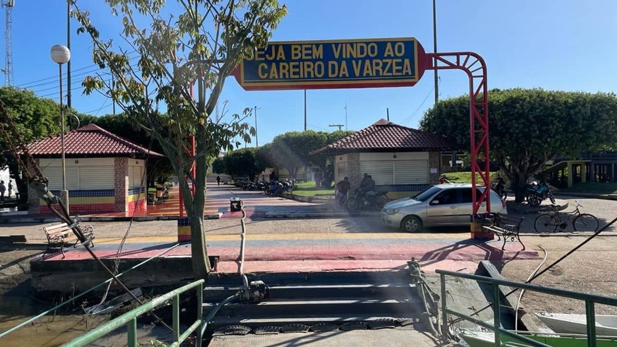 Aquela escola na Amazônia