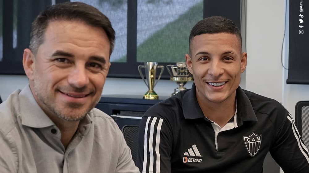 Arana comemora renovação e espera conquistar mais títulos pelo Atlético